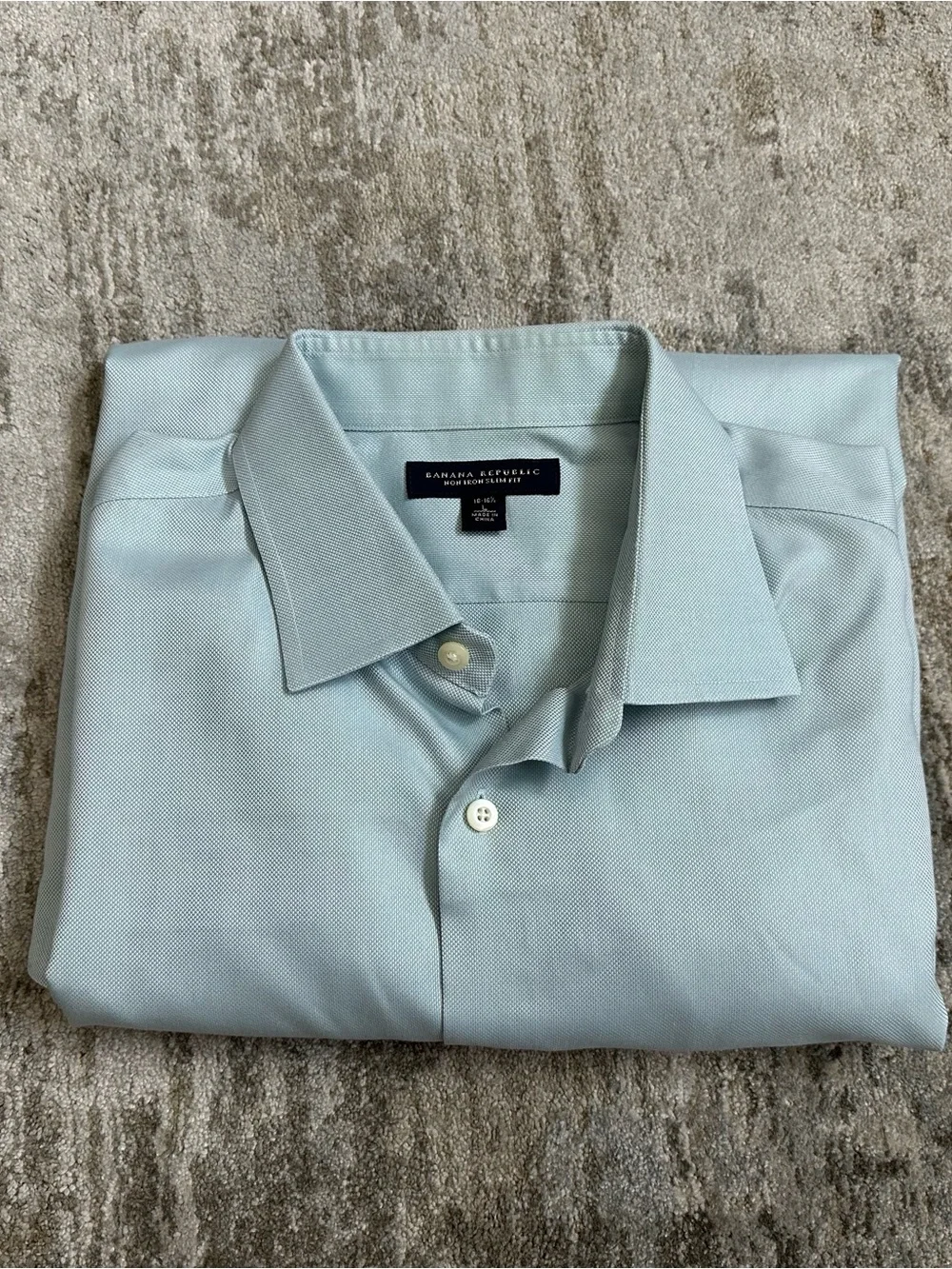 Banana Republic Men's Pale Blue Dress Shirt